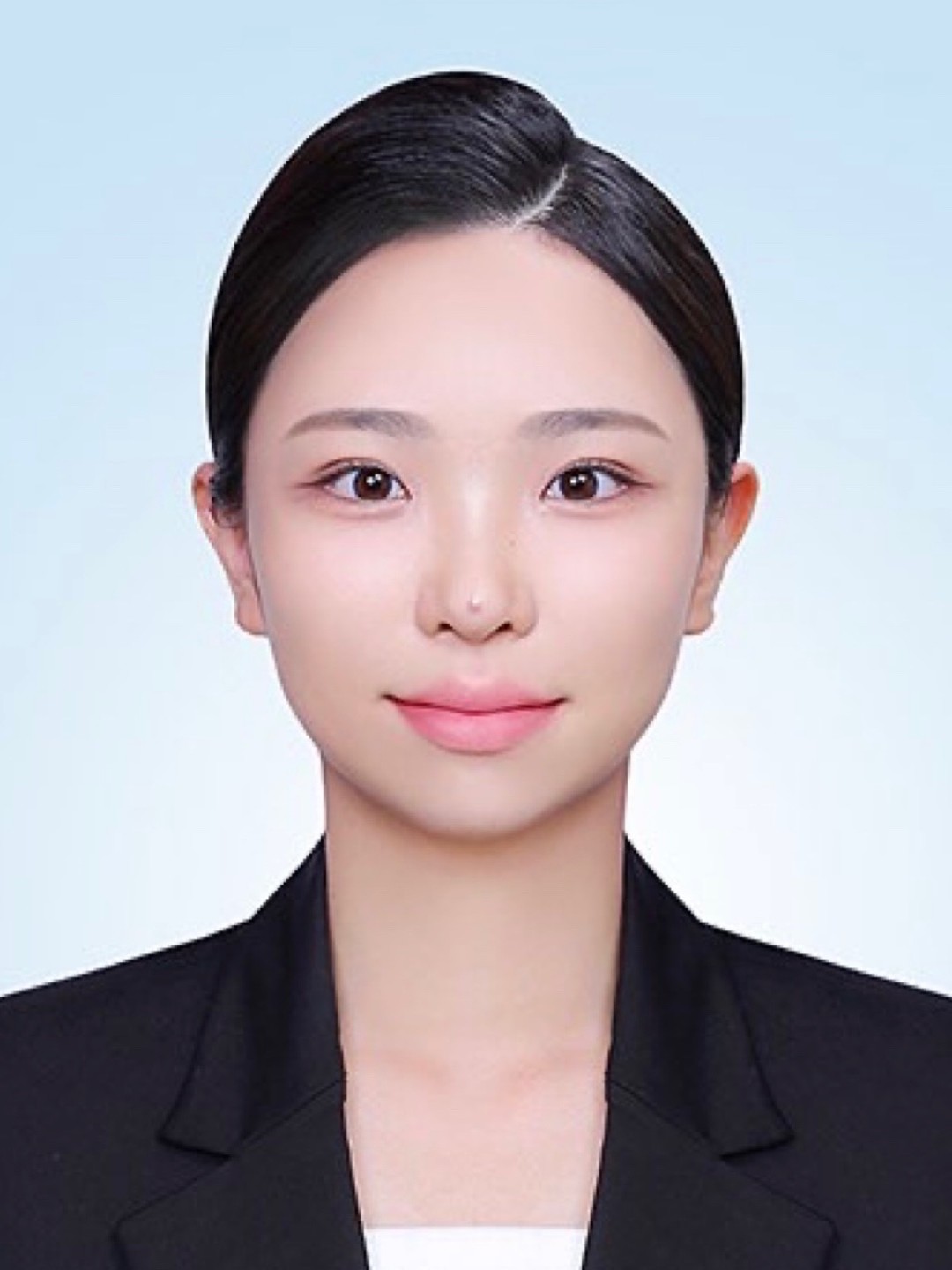 Hoju Shin (신호주)